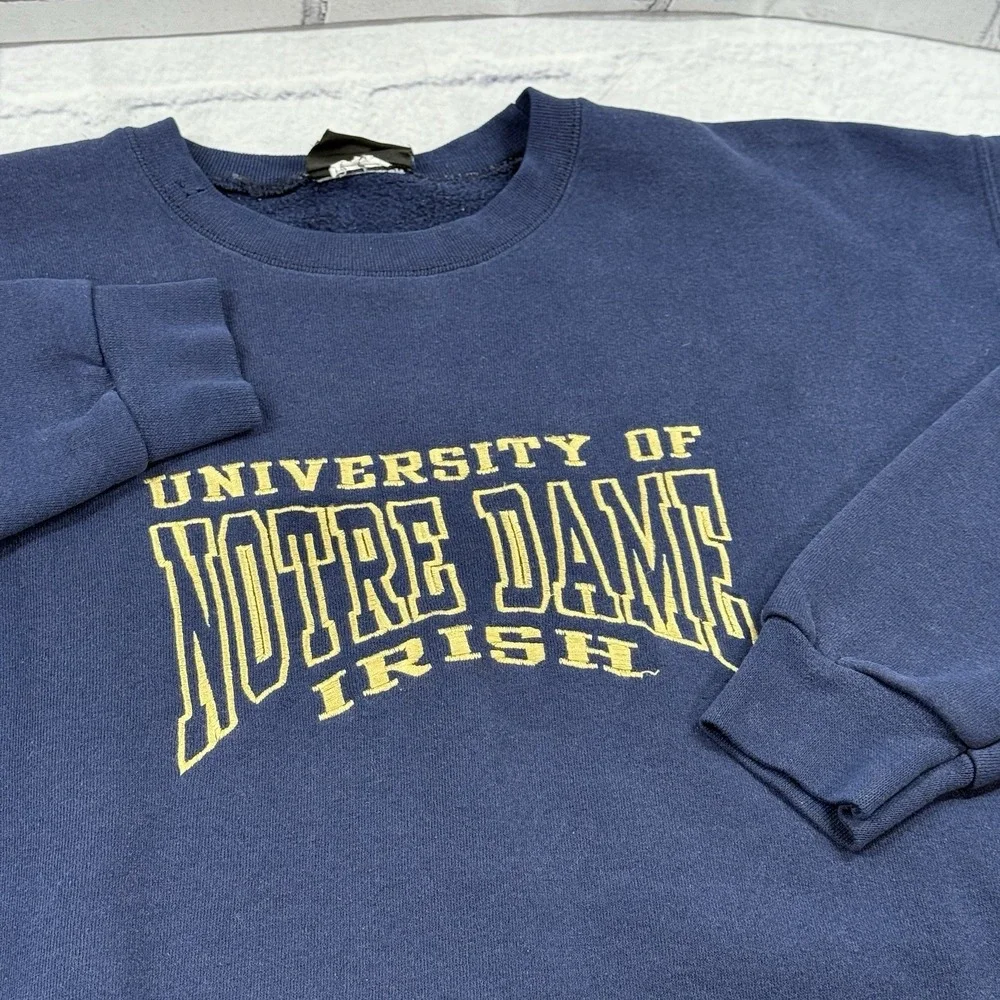 Vintage Crable Sportswear‎ NOTRE DAME Embroidered Navy SweatShirt Unisex Size M